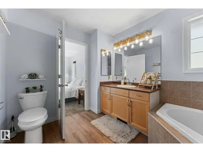 4532 210 ST NW photo 31