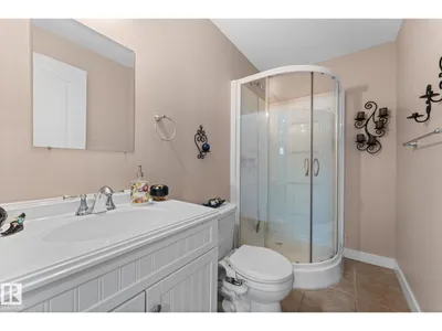 4532 210 ST NW photo 44
