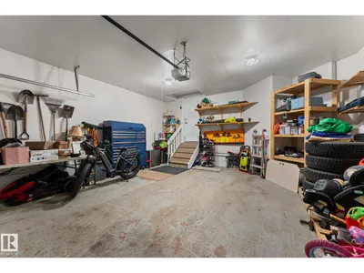 4532 210 ST NW photo 57
