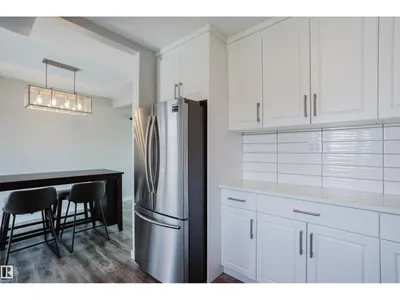 4708 106 AV NW photo 13