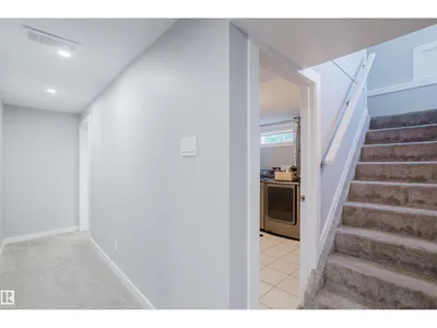 4708 106 AV NW photo 23