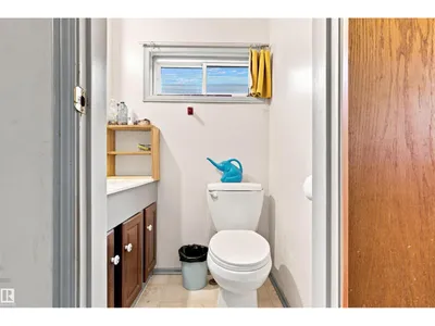 11111 81 AV NW photo 11