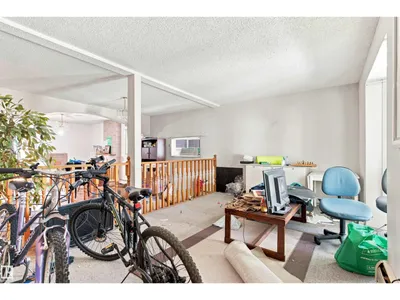 11111 81 AV NW photo 49