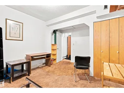 11111 81 AV NW photo 71