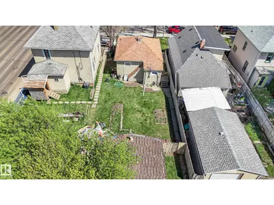 10734 93 ST NW photo 11