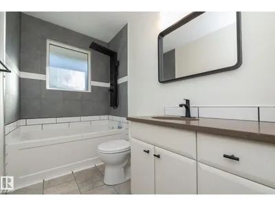 21 SHERIDAN DR photo 34