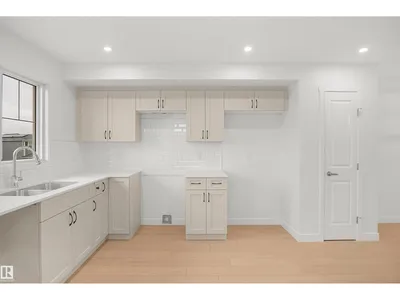 13135 214 ST NW photo 13