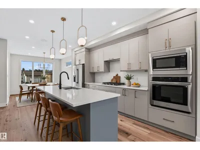 5606 105 AV NW photo 10