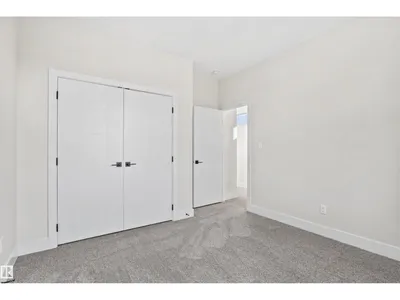 5606 105 AV NW photo 34