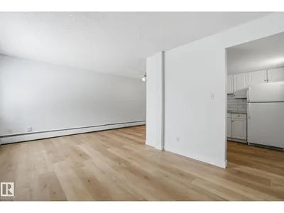 #308 2908 116A AV NW photo 8