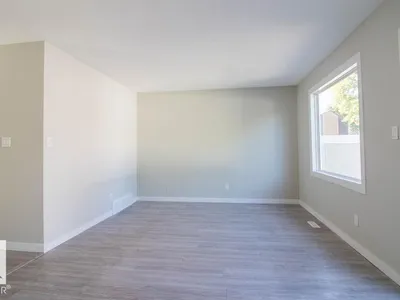 3129 139 AV NW photo 15