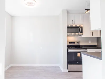 3129 139 AV NW photo 7