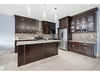 6014 60 ST photo 14