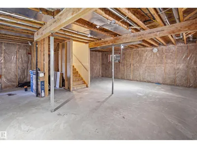 6014 60 ST photo 43