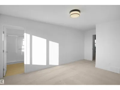 13136 214 ST NW photo 19