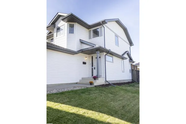 3575 MCLEAN CR SW photo 3