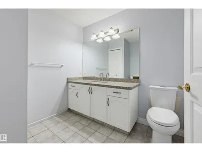 11107 98 AV NW photo 29