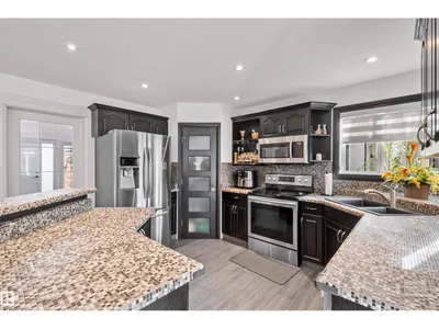 10656 181 AV NW photo 24