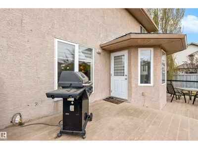 10656 181 AV NW photo 56