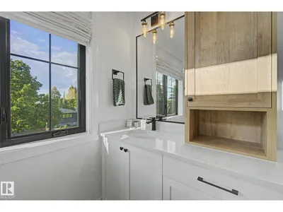 14711 88 AV NW photo 22