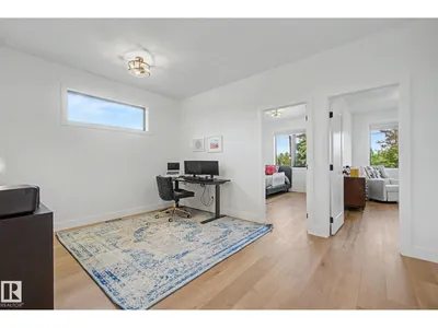 14711 88 AV NW photo 30