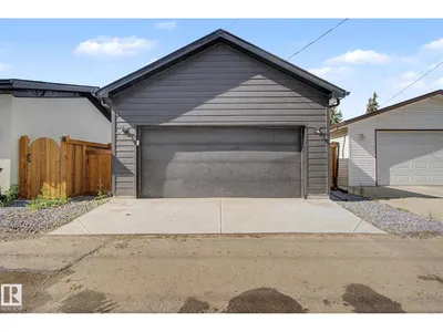 14711 88 AV NW photo 47