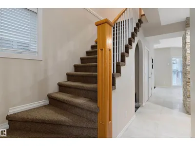 9654 100 ST NW photo 6