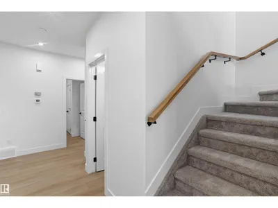 798 Bank DR photo 24