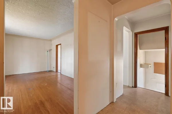 12309 128 ST NW photo 3