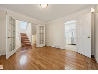11107 UNIVERSITY AV NW photo 15