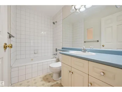 11107 UNIVERSITY AV NW photo 24