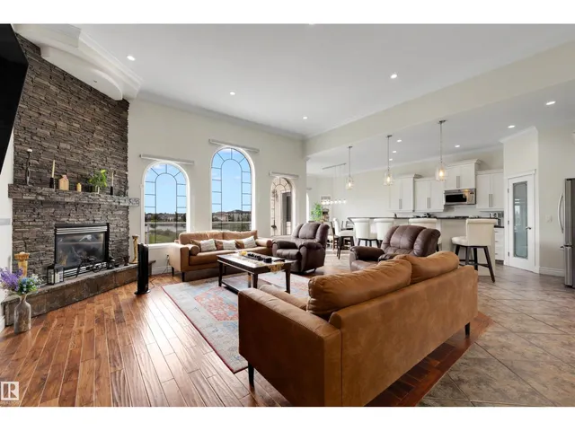 282 OZERNA RD NW, Edmonton