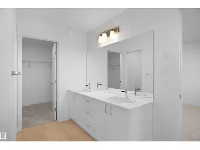 4392 Clayton WY SW photo 21