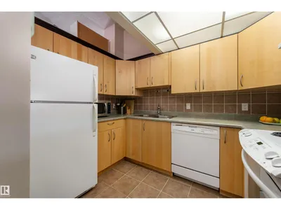 11120 83 AV NW photo 11