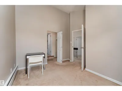11120 83 AV NW photo 18