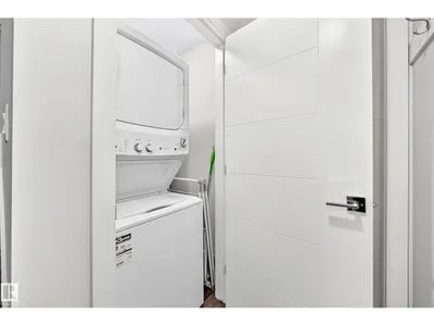 7513 89 ST NW photo 21