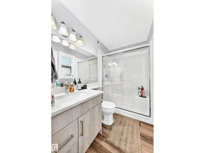 7513 89 ST NW photo 35