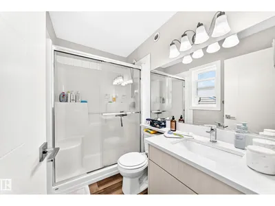 7513 89 ST NW photo 52