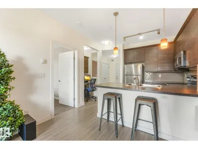 #207 2590 ANDERSON WY SW photo 11