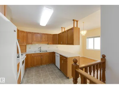 #6 9704 165 ST NW photo 15