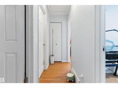 17005 95 ST NW photo 11