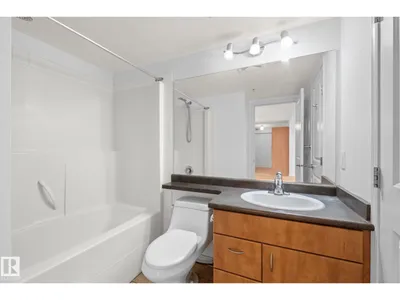 #905 10303 105 ST NW NW photo 13