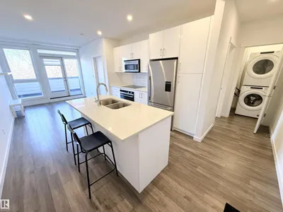 #405 11503 76 AV NW photo 9