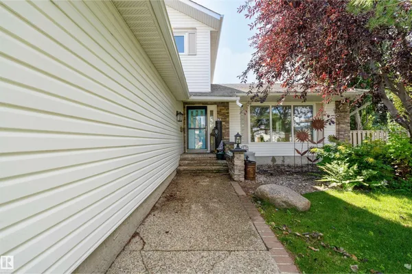 79 WOODSTOCK DR photo 2