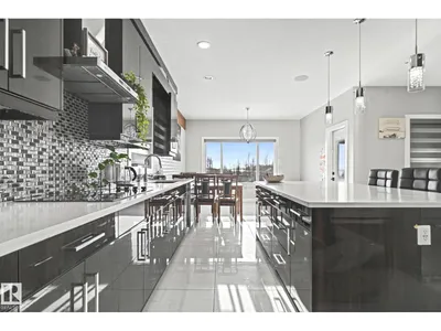 4119 7 AV SW photo 19