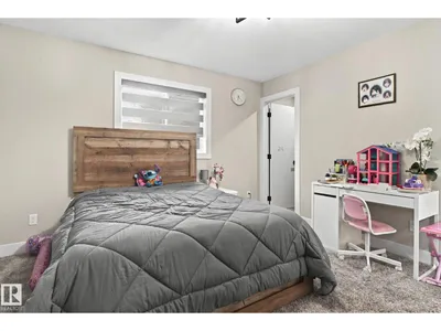 4119 7 AV SW photo 25