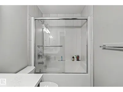 4119 7 AV SW photo 31