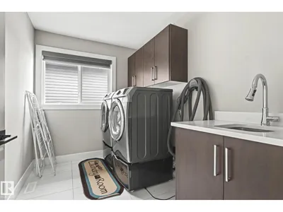 4119 7 AV SW photo 39