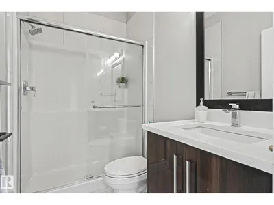4119 7 AV SW photo 44