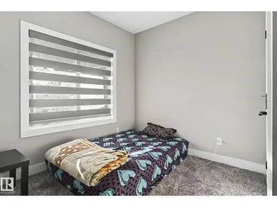 4119 7 AV SW photo 52